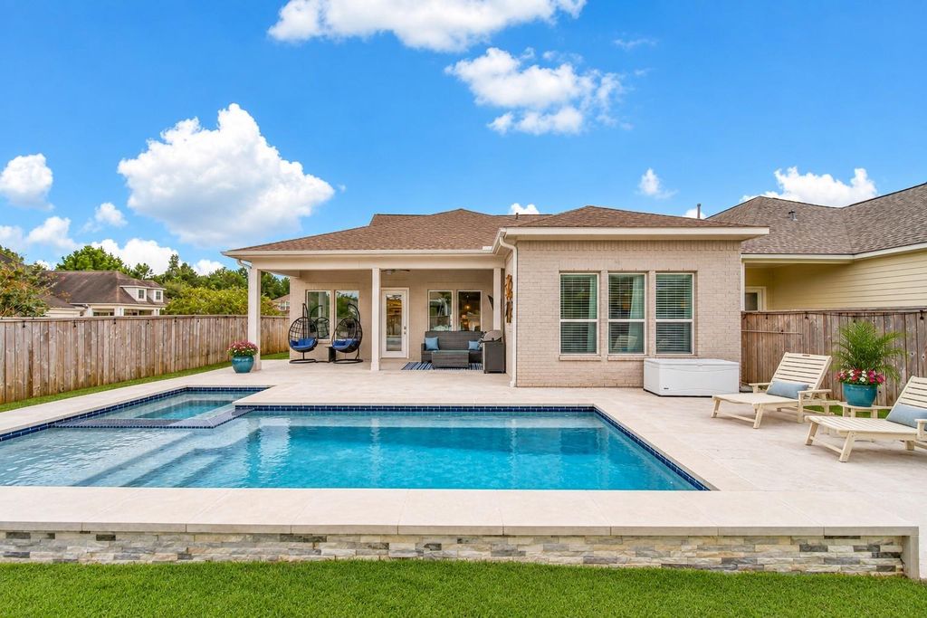 114 Pilazzo Street, Montgomery, TX 77316