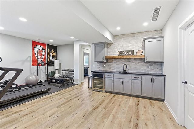 18120 N Peach Blossom Drive, Platte City, MO 64079