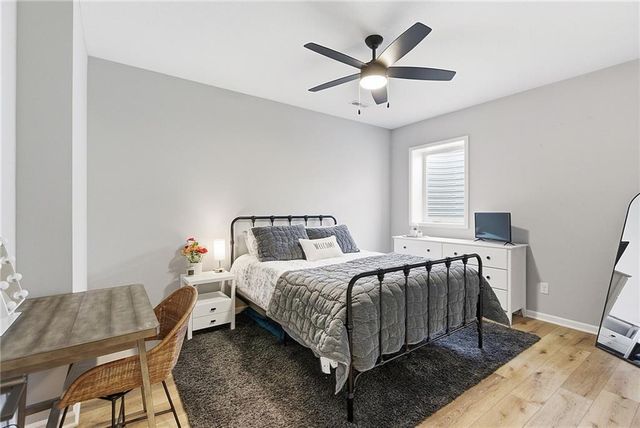 18120 N Peach Blossom Drive, Platte City, MO 64079