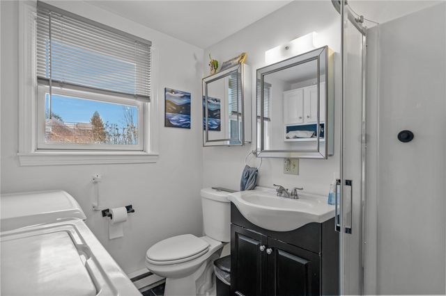 97 Eustis Avenue 2, Newport, RI 02840