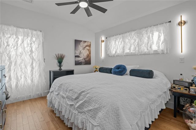 97 Eustis Avenue 2, Newport, RI 02840