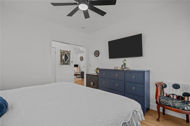 97 Eustis Avenue 2, Newport, RI 02840