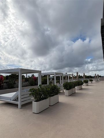 2500 NE 135 502, North Miami, FL 33181