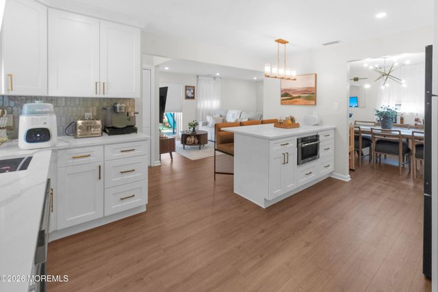 35 Furman Avenue, Sayreville, NJ 08872