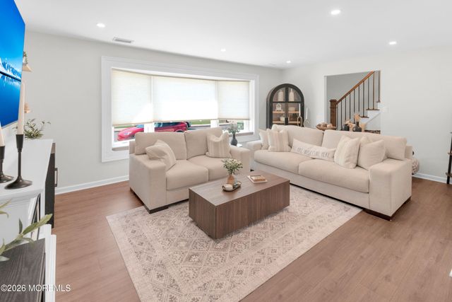 35 Furman Avenue, Sayreville, NJ 08872