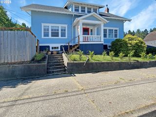 4585 LEIF ERIKSON Dr, Astoria, OR 97103