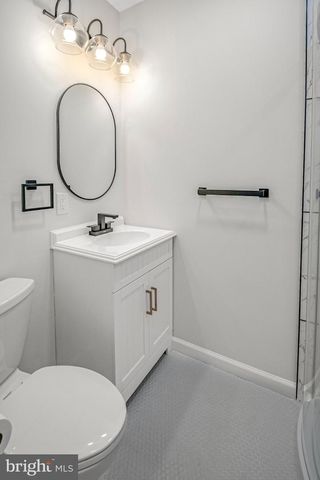 6 BUTTS AVE, Bordentown, NJ 08505
