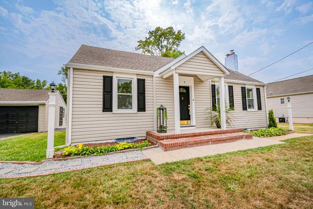 6 BUTTS AVE, Bordentown, NJ 08505