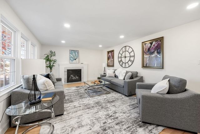 276 Hunting Road, Needham, MA 02494