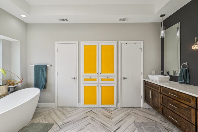 4027 Fairlakes Drive, Dallas, TX 75228