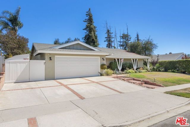 222 Dickenson Avenue, Newbury Park (thousand Oaks), CA 91320