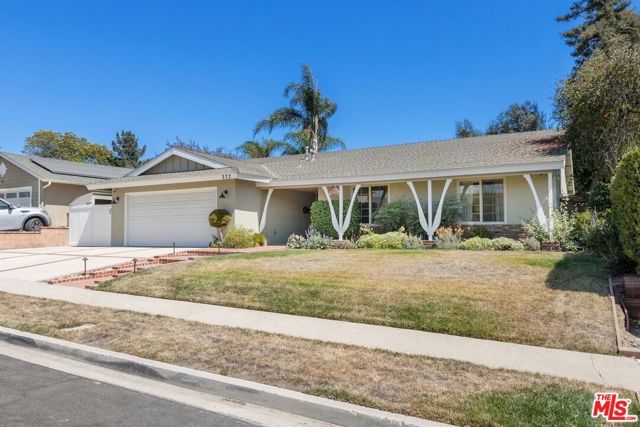 222 Dickenson Avenue, Newbury Park (thousand Oaks), CA 91320
