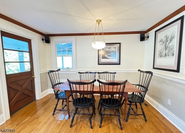 27 Maple Ter, Maplewood Twp., NJ 07040