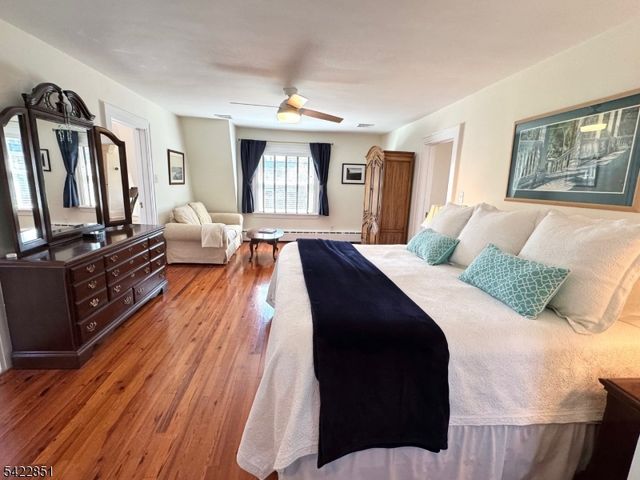 27 Maple Ter, Maplewood Twp., NJ 07040