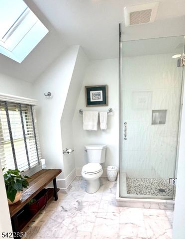 27 Maple Ter, Maplewood Twp., NJ 07040