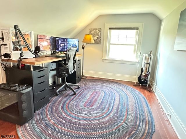 27 Maple Ter, Maplewood Twp., NJ 07040