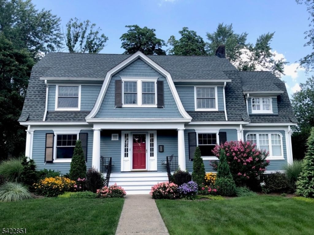 27 Maple Ter, Maplewood Twp., NJ 07040