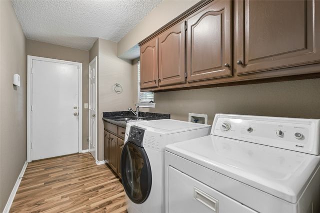 2100 Donna Drive, Plano, TX 75074