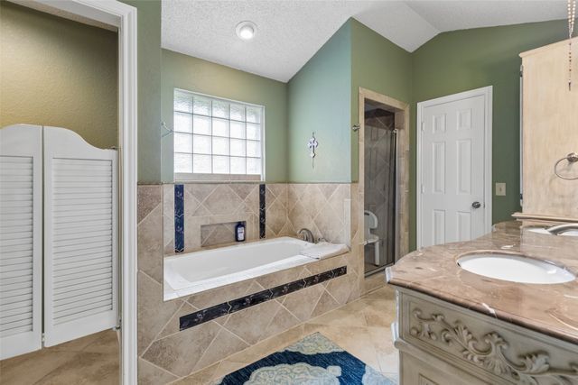 2100 Donna Drive, Plano, TX 75074