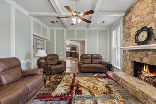 2100 Donna Drive, Plano, TX 75074