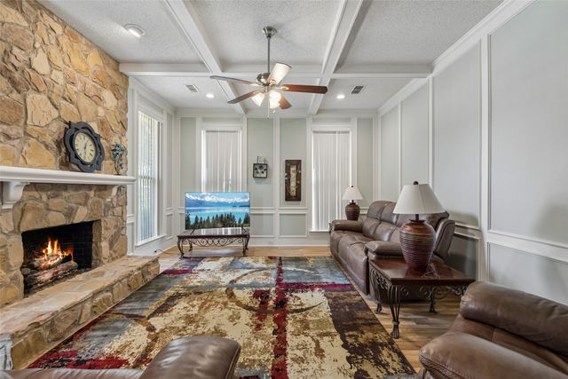 2100 Donna Drive, Plano, TX 75074