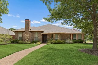 2100 Donna Drive, Plano, TX 75074