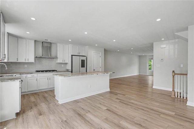 2616 Rochambeau WAY, Virginia Beach, VA 23456