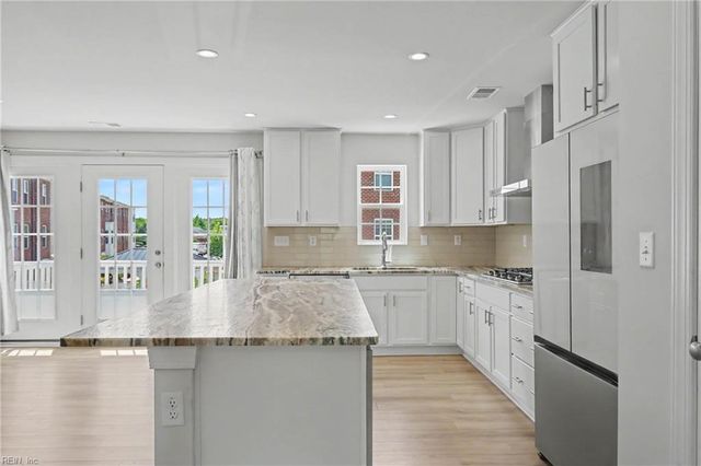 2616 Rochambeau WAY, Virginia Beach, VA 23456