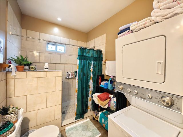 7931 Scanlock Street, Houston, TX 77012