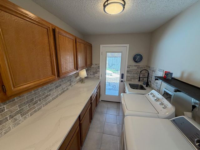 2326 Streamcrest Lane, Sugar Land, TX 77479