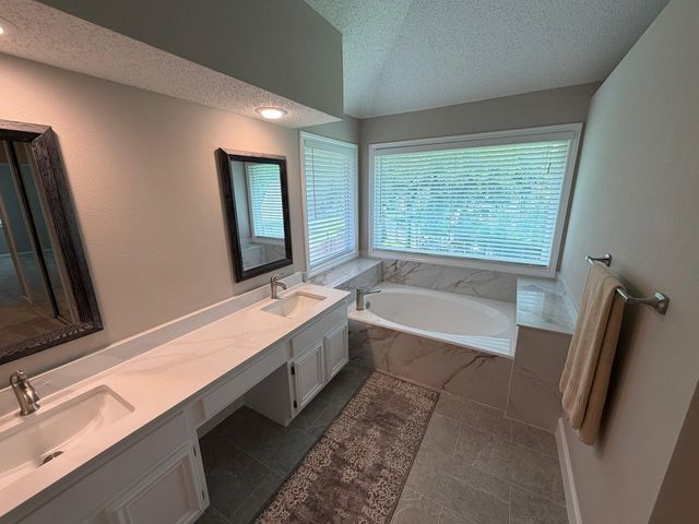 2326 Streamcrest Lane, Sugar Land, TX 77479
