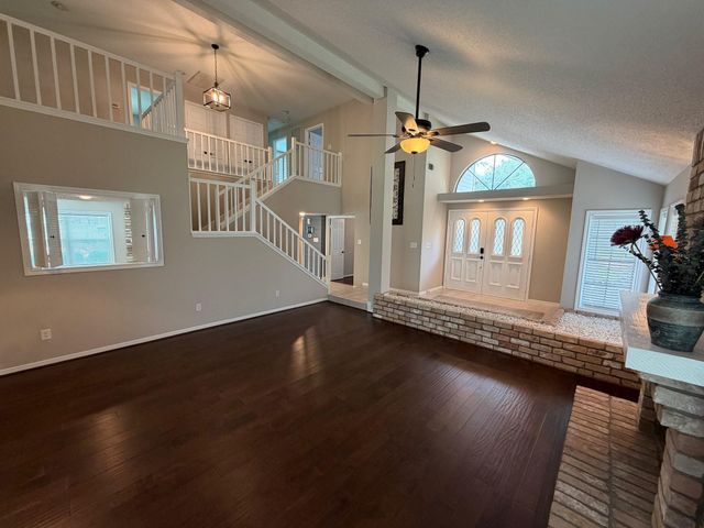 2326 Streamcrest Lane, Sugar Land, TX 77479