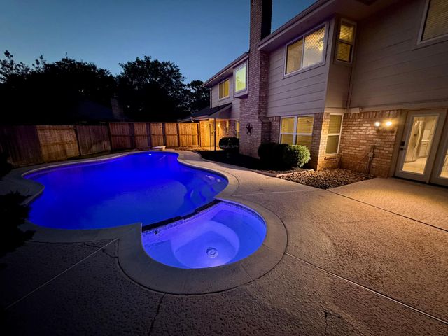 2326 Streamcrest Lane, Sugar Land, TX 77479