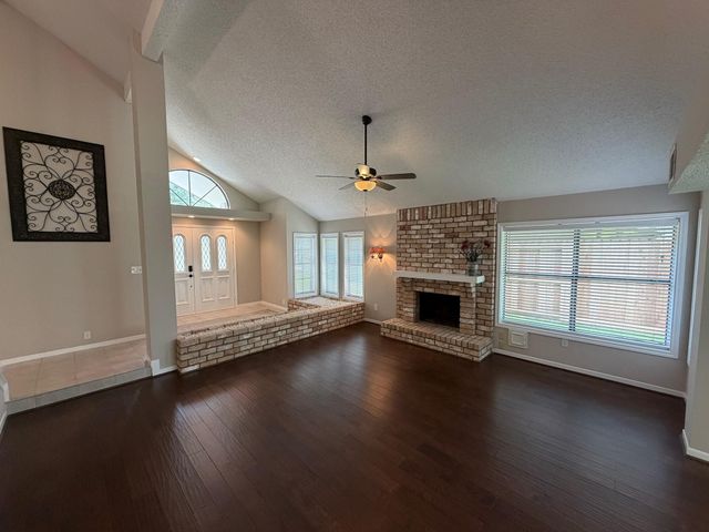 2326 Streamcrest Lane, Sugar Land, TX 77479