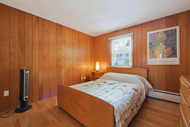 18 Fletcher St, Worcester, MA 01604