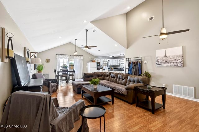 4503 Dunham Street, Pascagoula, MS 39567