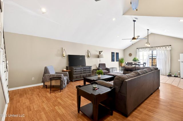 4503 Dunham Street, Pascagoula, MS 39567