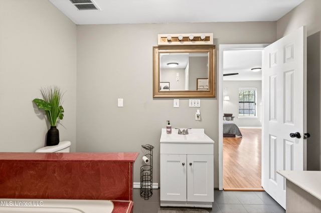 4503 Dunham Street, Pascagoula, MS 39567