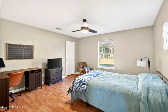 4503 Dunham Street, Pascagoula, MS 39567