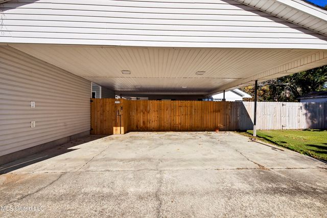 4503 Dunham Street, Pascagoula, MS 39567