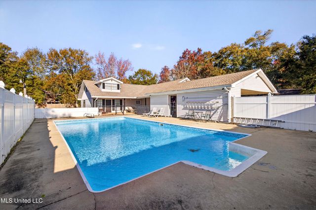 4503 Dunham Street, Pascagoula, MS 39567