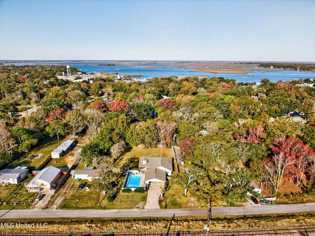 4503 Dunham Street, Pascagoula, MS 39567