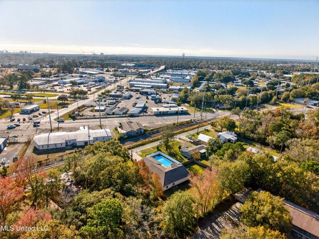 4503 Dunham Street, Pascagoula, MS 39567