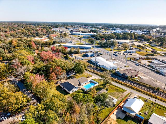 4503 Dunham Street, Pascagoula, MS 39567