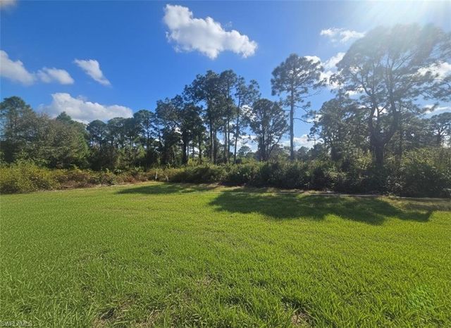 826 Dawhert AVE S, Lehigh Acres, FL 33974