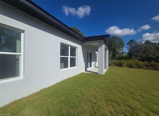 826 Dawhert AVE S, Lehigh Acres, FL 33974