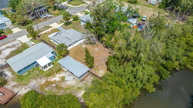 6908 11TH AVENUE E, Palmetto, FL 34221