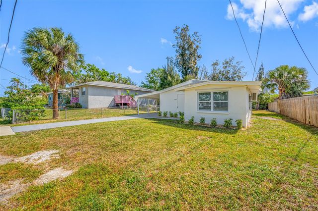 6908 11TH AVENUE E, Palmetto, FL 34221