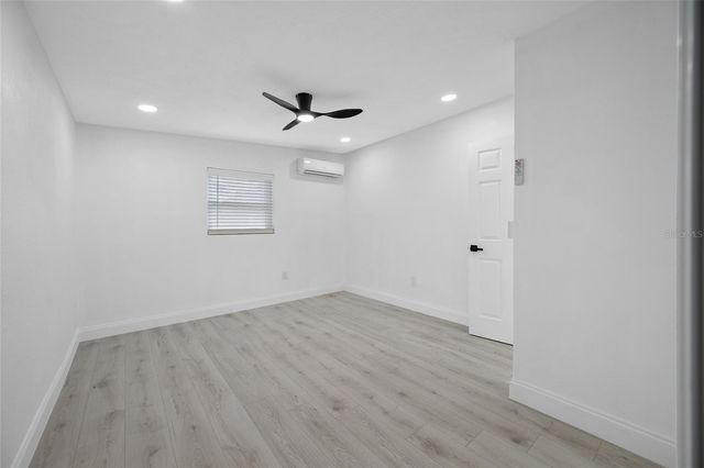 6908 11TH AVENUE E, Palmetto, FL 34221