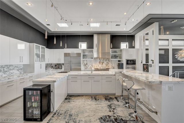 2264 Edge Ridge Court, Henderson, NV 89052